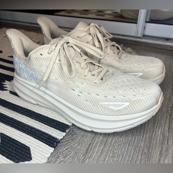 HOKA ONE ONE® Clifton 9 Running Shoe Beige 9.5D - Picture 2 of 10